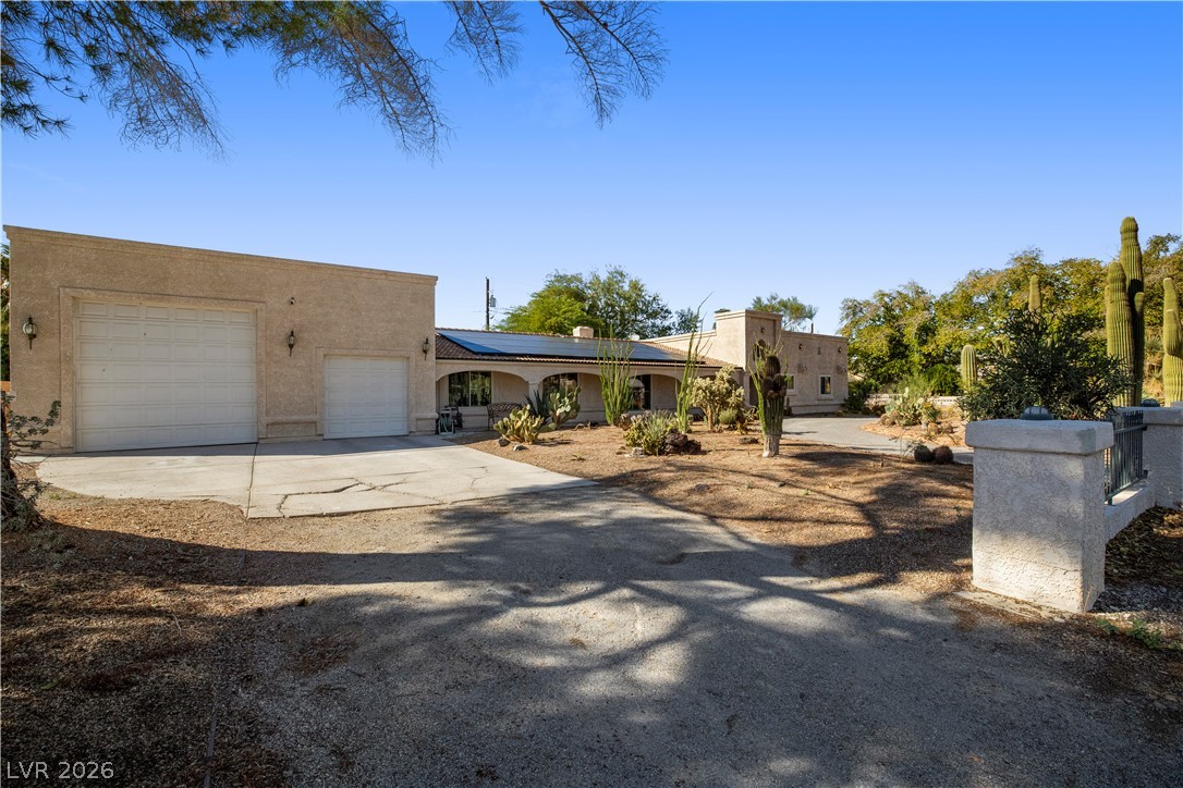 Photo 3 of 1823 Valley Drive
