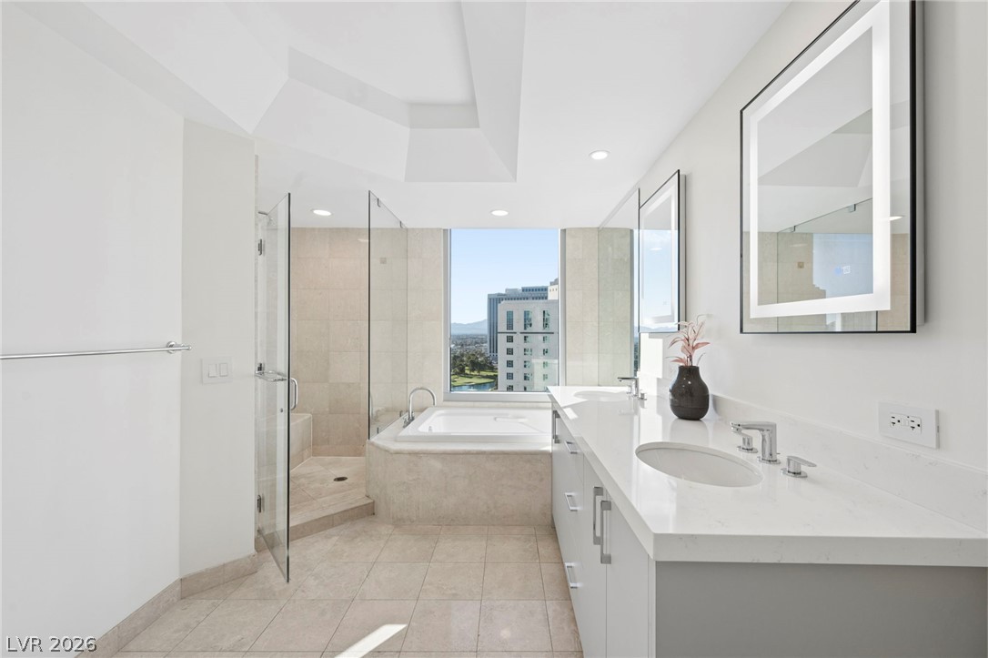 Photo 15 of 37, 322 Karen Avenue #1408