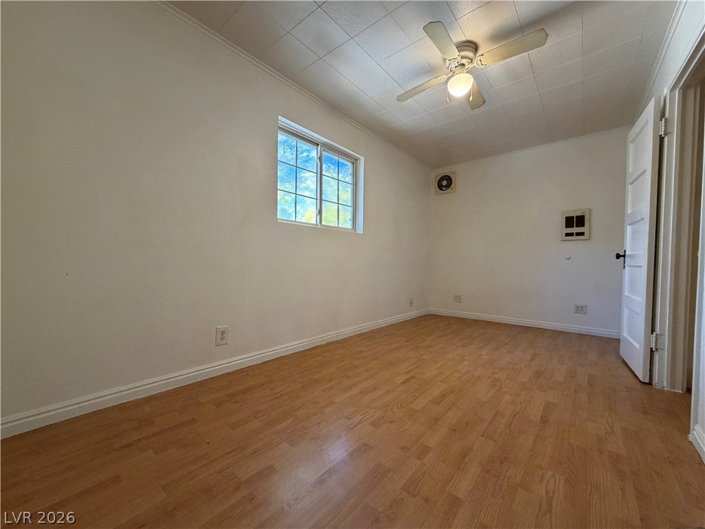 Photo 7 of 15, 319 Nevada Avenue