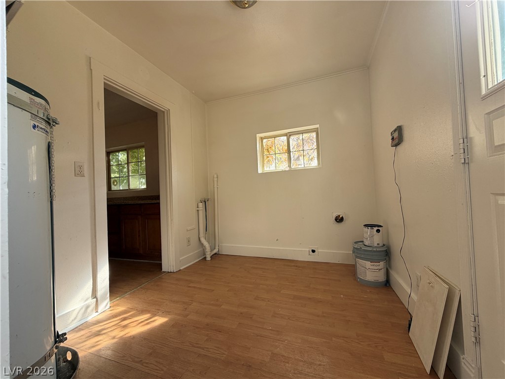 Photo 11 of 15, 319 Nevada Avenue