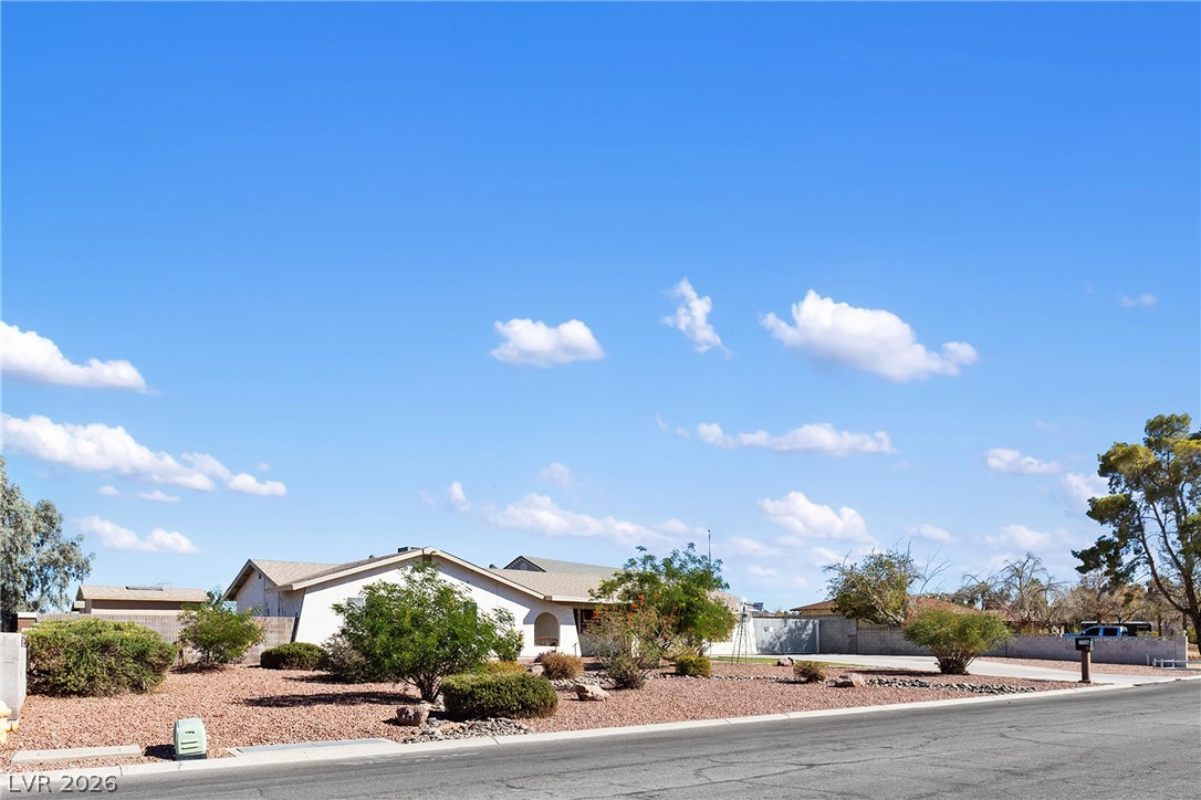 Photo 2 of 7786 Branding Iron Lane
