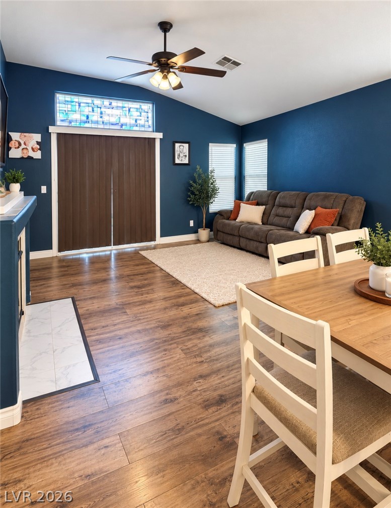 Photo 5 of 6904 Haven Hollow Avenue