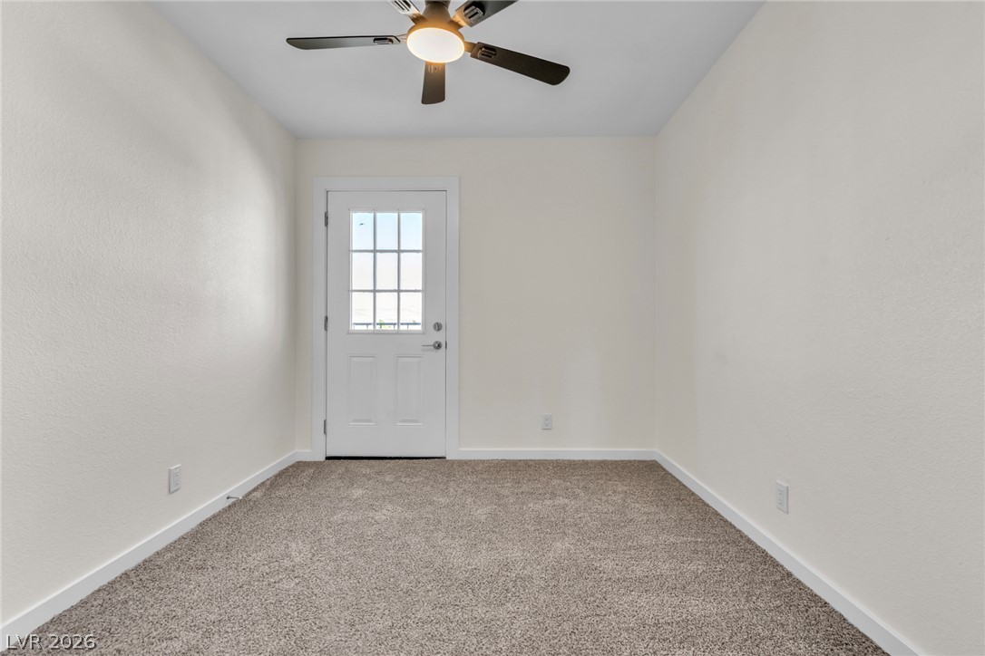 Photo 25 of 35, 7090 Burcot Avenue #B32