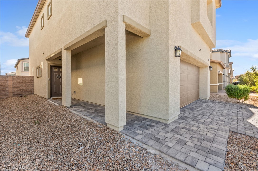 Photo 7 of 41, 10026 Indigo Cliffs Street