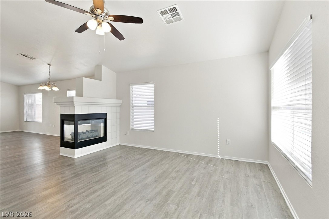 Photo 11 of 26, 136 Zenith Point Avenue