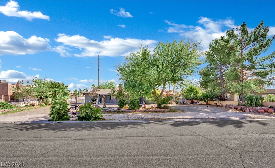 7942 Firethorn Lane, Las Vegas