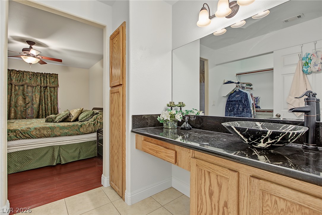 Photo 19 of 34, 1441 Linnbaker Lane #103