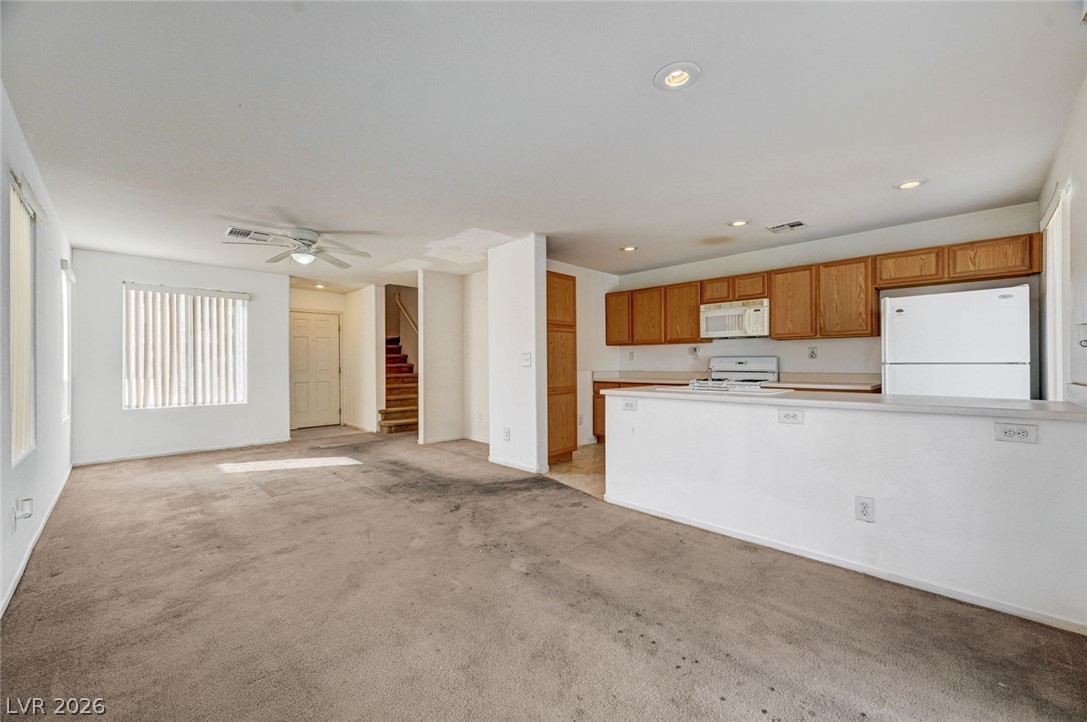 Photo 8 of 45, 2138 Sandy Lane