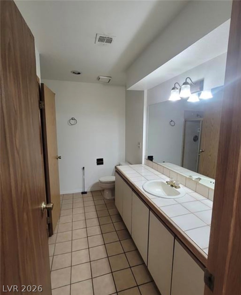 Photo 23 of 29, 1321 Del Mar Street #4