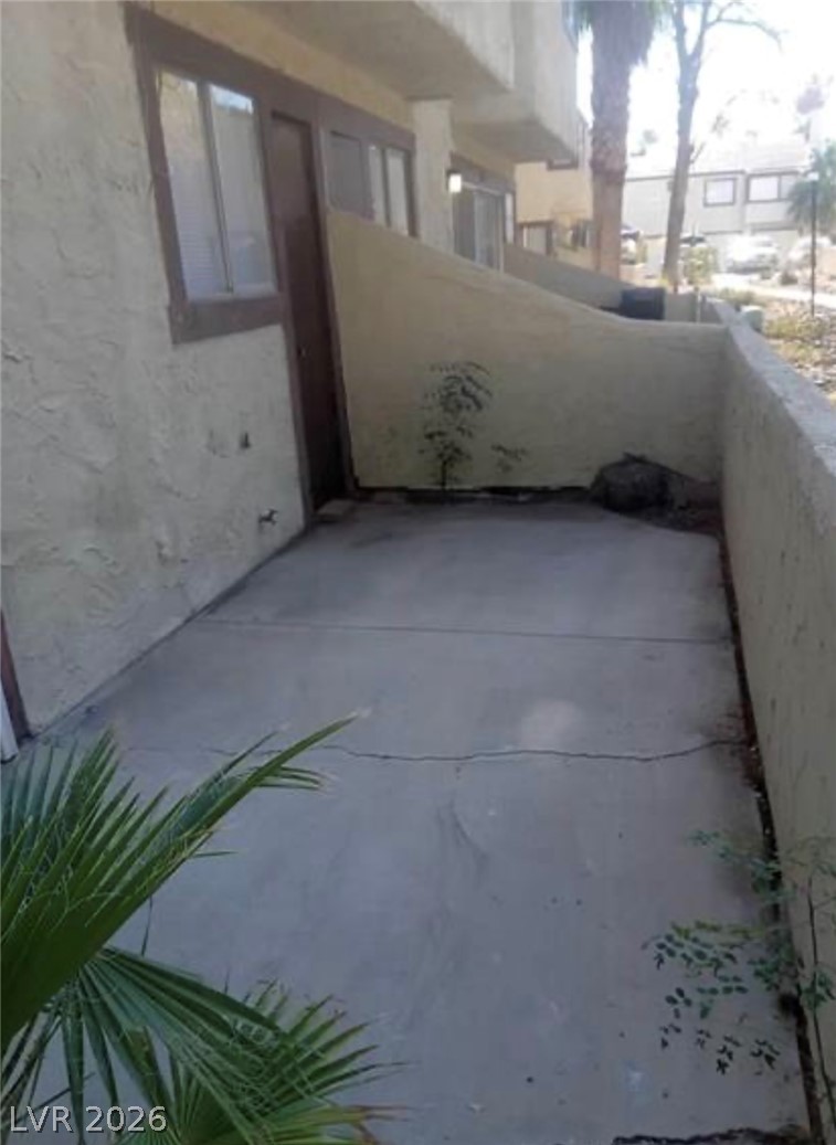 Photo 6 of 43, 5049 Spencer Street #D