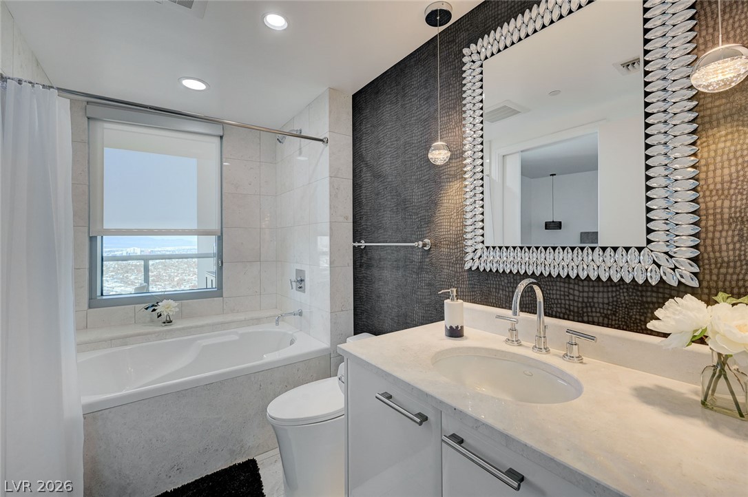 Photo 44 of 56, 222 Karen Avenue #3301