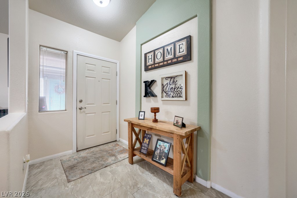 Photo 10 of 39, 3383 Blue Ash Lane