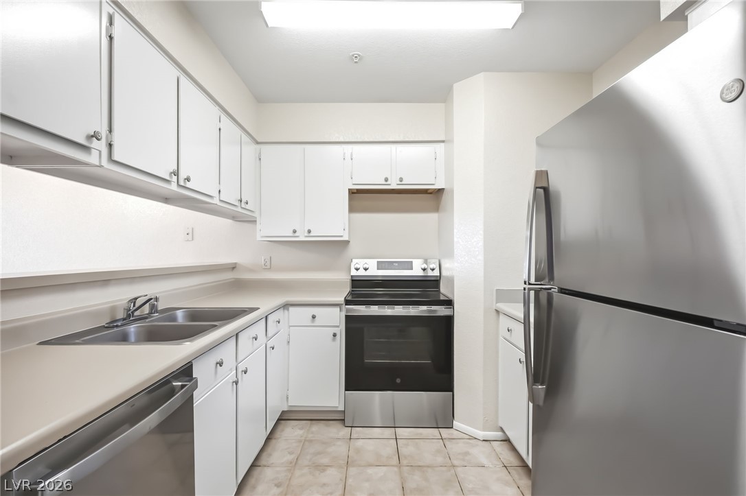 Photo 4 of 2064 Mesquite Lane #103