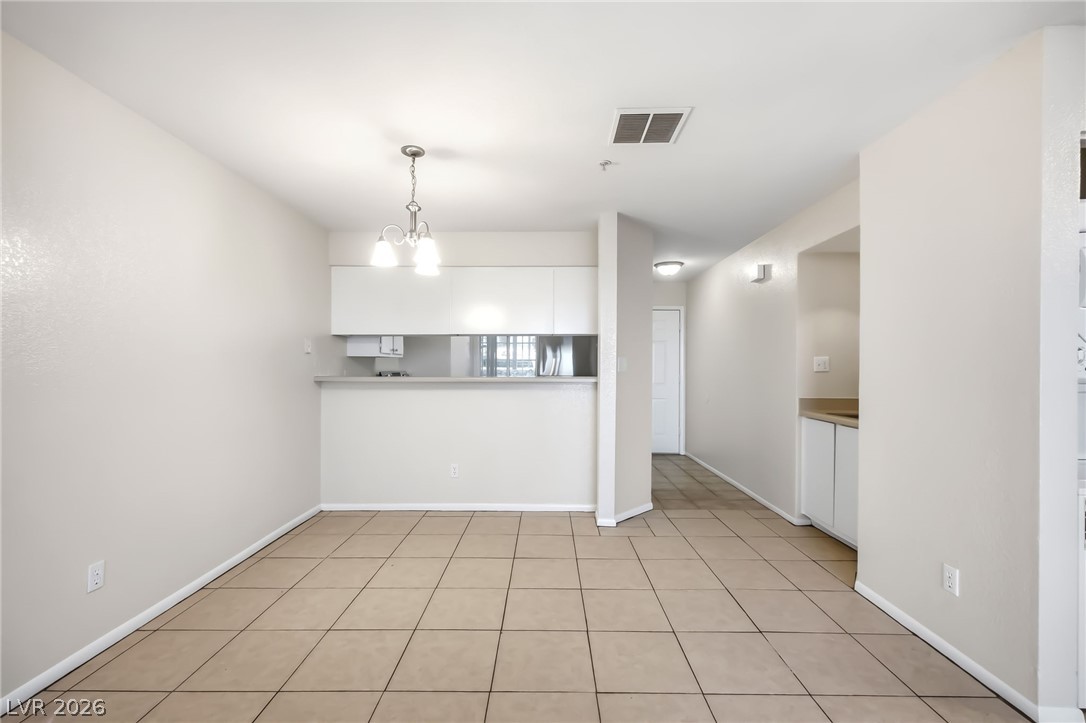 Photo 10 of 66, 2064 Mesquite Lane #103