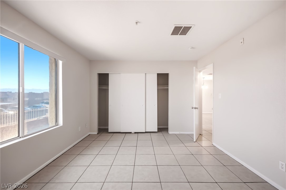 Photo 21 of 66, 2064 Mesquite Lane #103