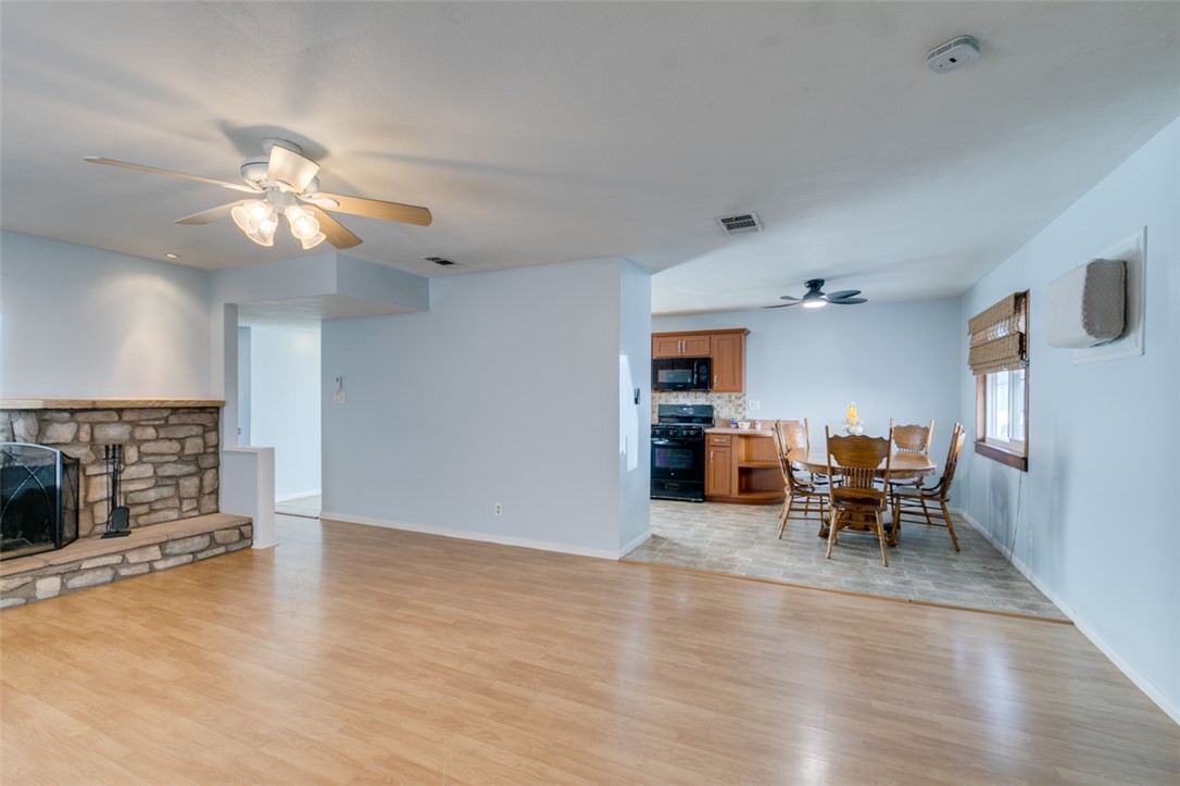 Photo 17 of 41, 6956 Alta Drive