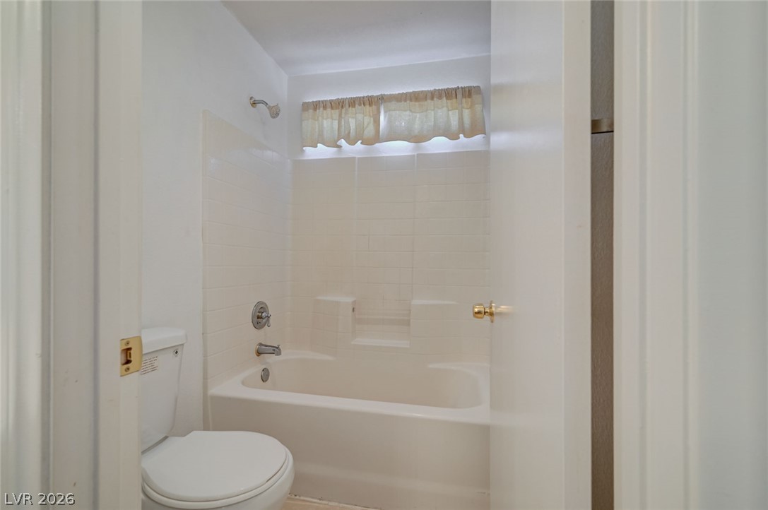 Photo 32 of 45, 857 Kenicott Place