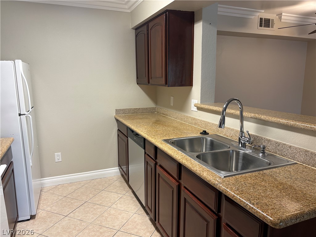Photo 6 of 19, 1150 N Buffalo Drive #2082