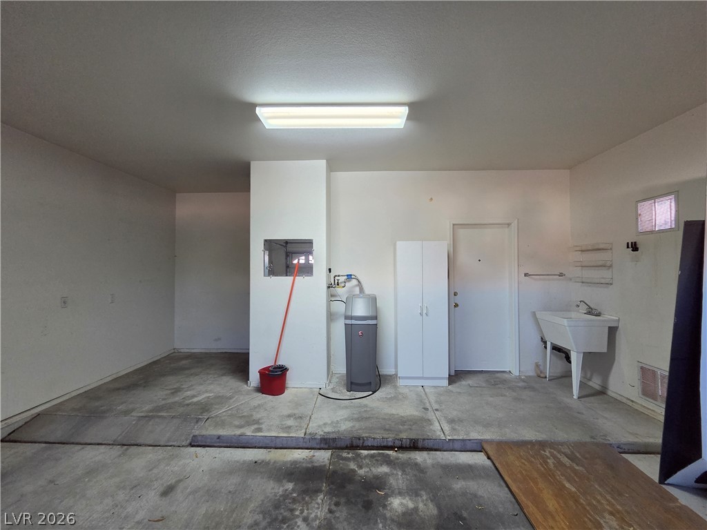 Photo 31 of 40, 9937 Heyfield Drive