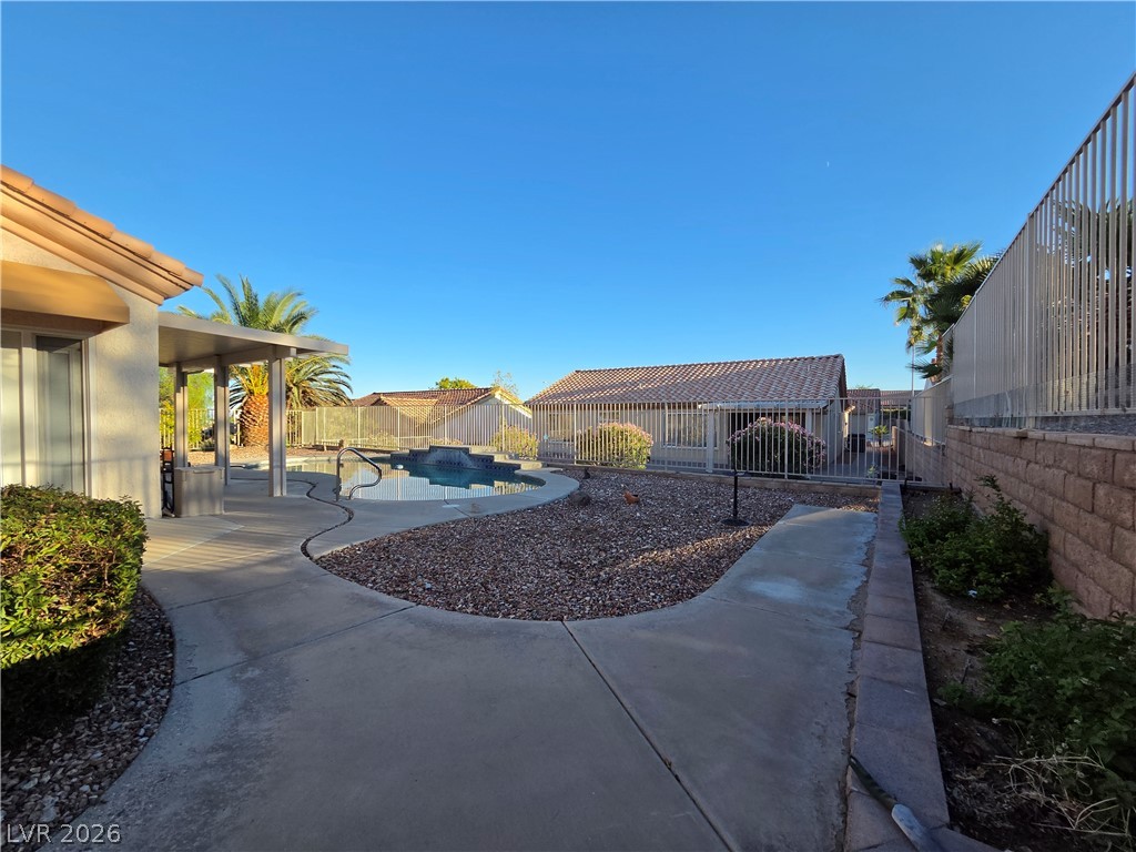 Photo 33 of 40, 9937 Heyfield Drive