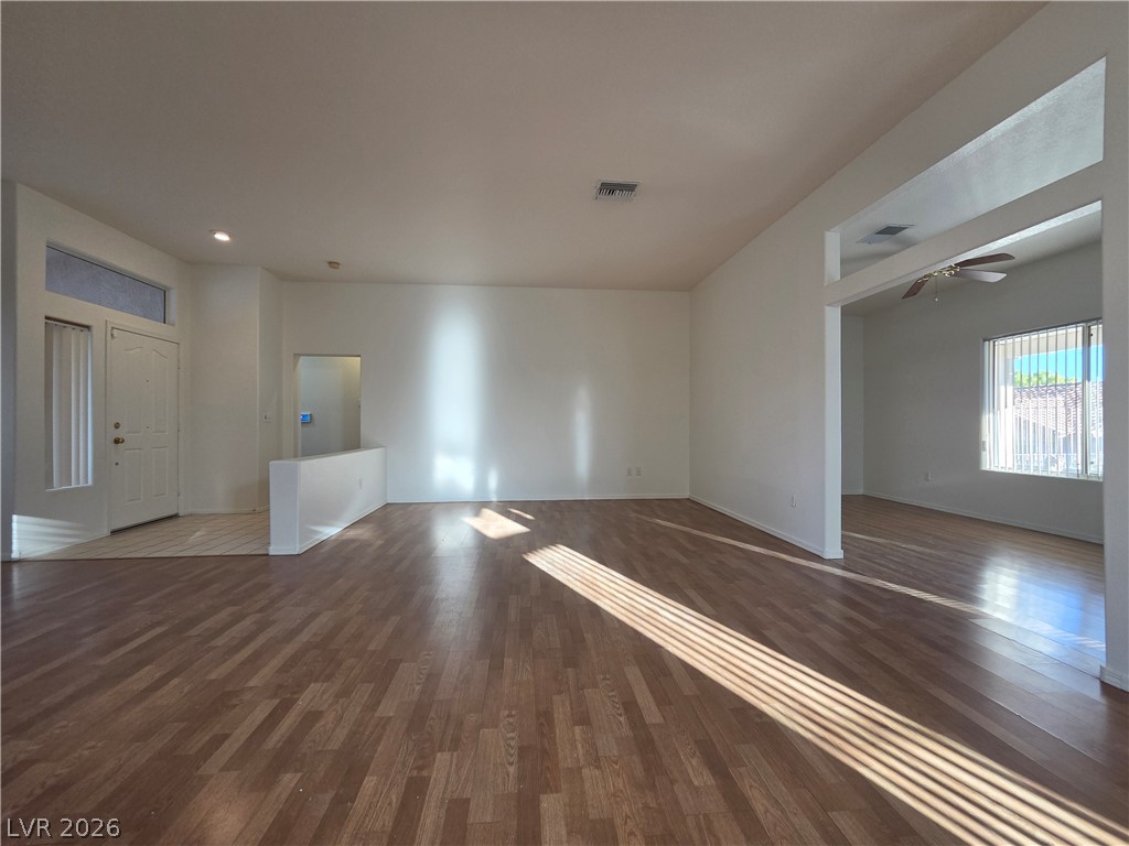 Photo 4 of 9937 Heyfield Drive