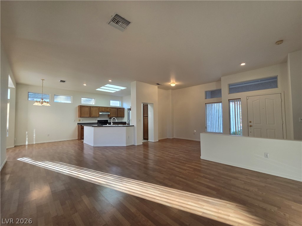 Photo 5 of 9937 Heyfield Drive