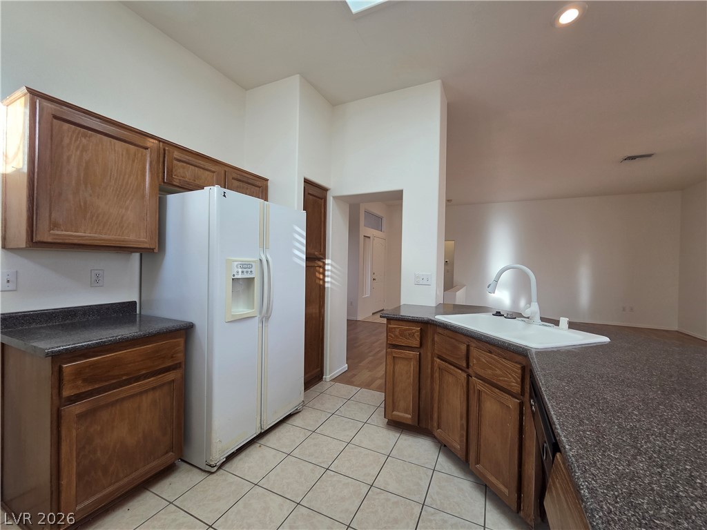 Photo 12 of 40, 9937 Heyfield Drive