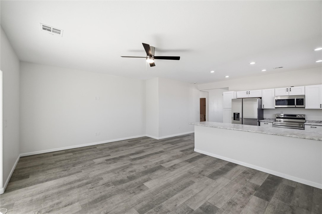Photo 9 of 35, 5131 Valdez Court
