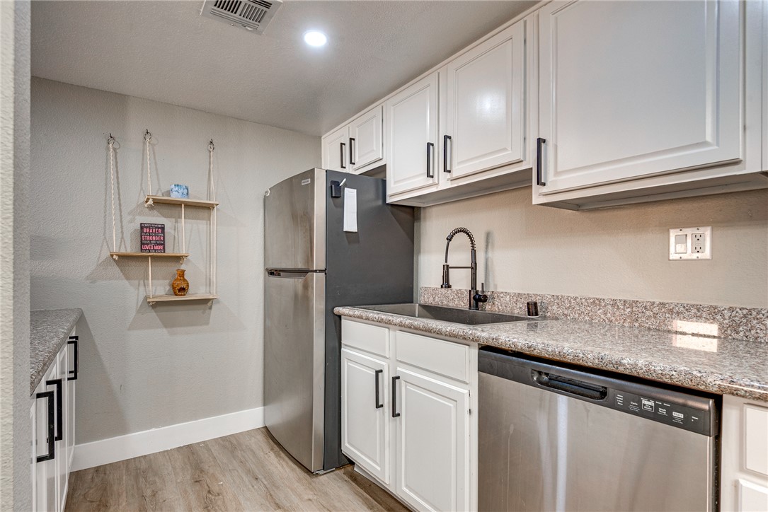 Photo 12 of 36, 5180 Indian River Drive #353