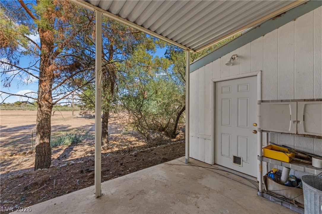 Photo 46 of 67, 930 Heyer Street