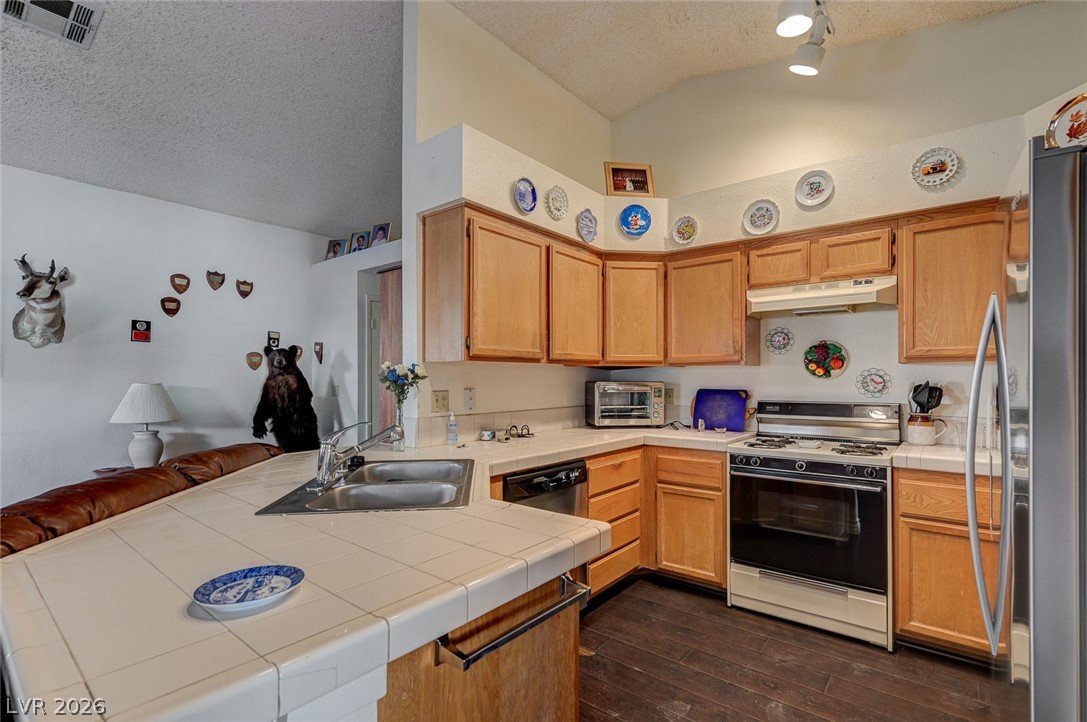 Photo 8 of 48, 8017 Coffee Tree Court