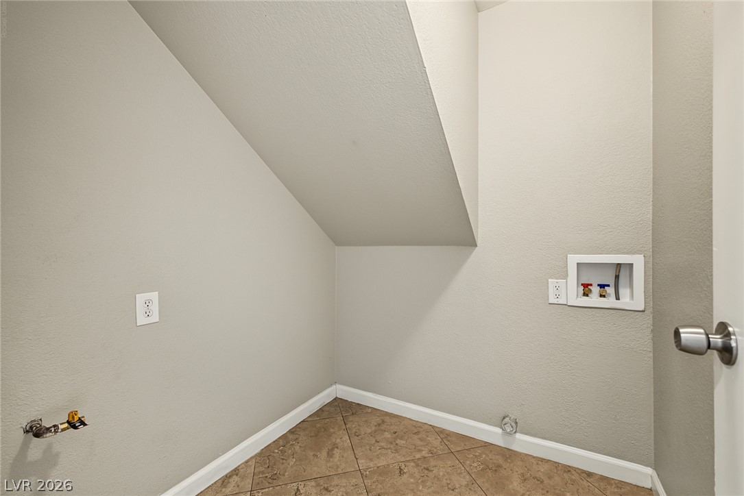 Photo 28 of 33, 5032 Jacarilla Lane
