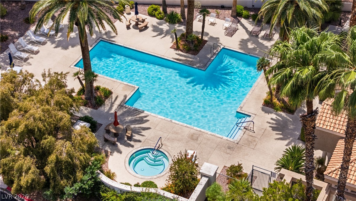 Photo 42 of 51, 7821 Surfcrest Court