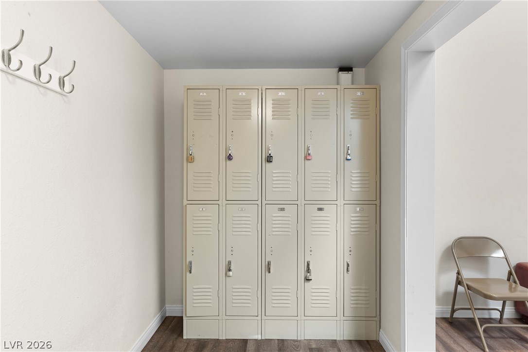 Photo 46 of 51, 7821 Surfcrest Court