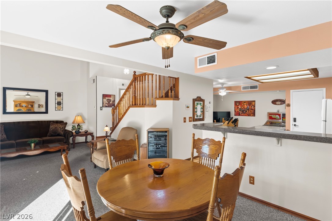 Photo 8 of 51, 7821 Surfcrest Court