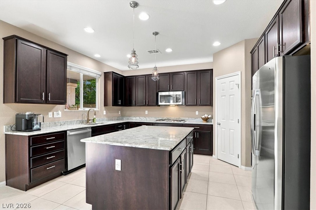Photo 13 of 48, 3879 Catlyn Woods Avenue