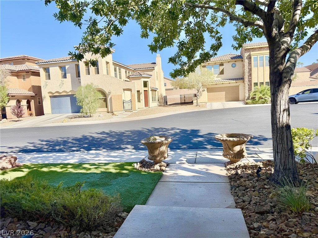 Photo 4 of 927 Via Canale Drive