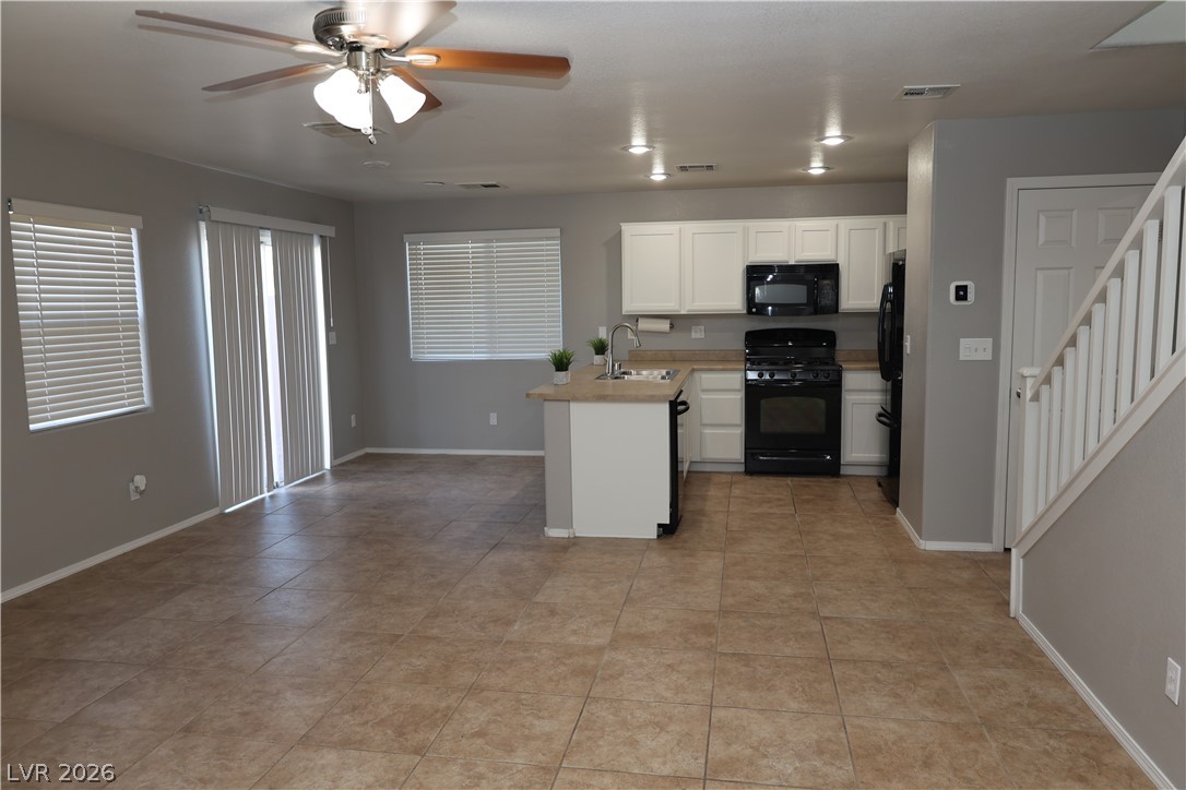 Photo 4 of 510 W Eresma Street