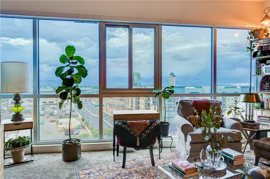 Photo 14 of 49, 4525 Dean Martin Drive #802