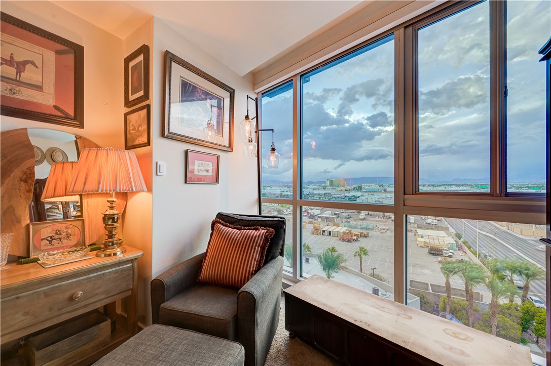Photo 16 of 49, 4525 Dean Martin Drive #802