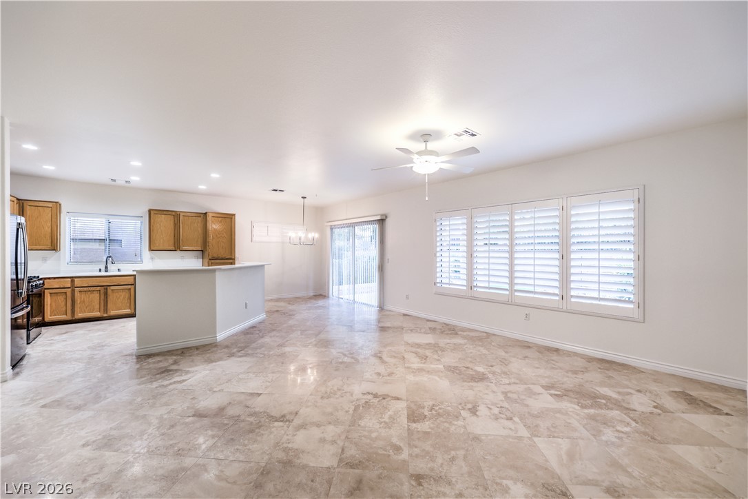 Photo 5 of 1748 Warrington Drive
