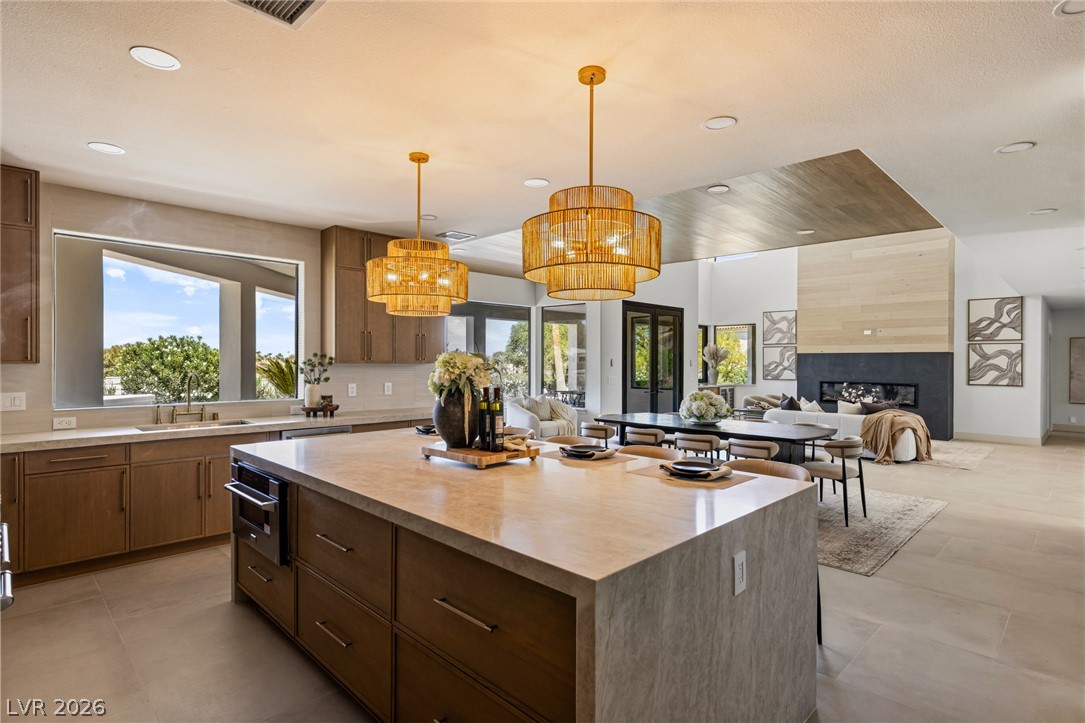 Photo 22 of 90, 2019 Doral Court