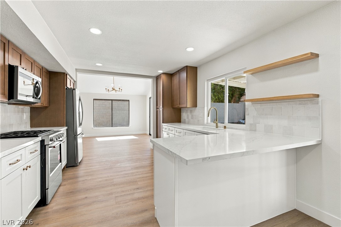 Photo 5 of 537 Trimley Court