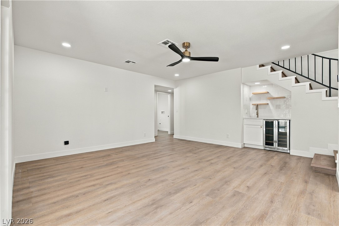 Photo 10 of 31, 537 Trimley Court