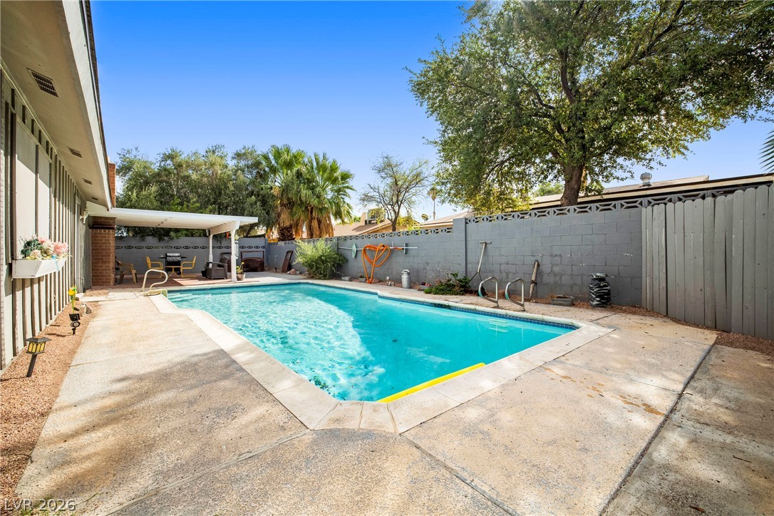 Photo 26 of 34, 4677 La Fonda Drive