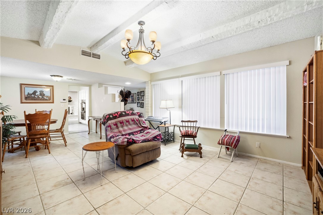 Photo 4 of 4677 La Fonda Drive