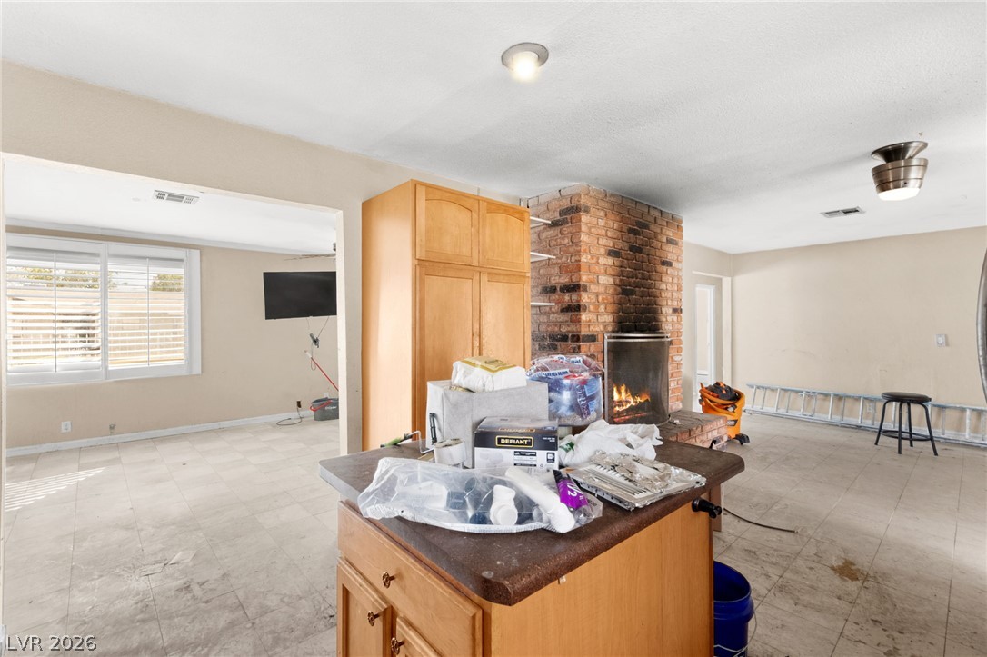 Photo 15 of 33, 4286 Welter Avenue