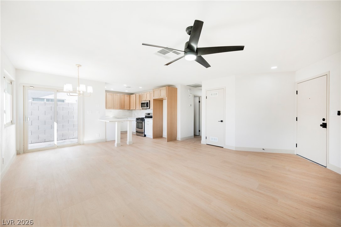 Photo 6 of 16, 5789 Allegro Avenue
