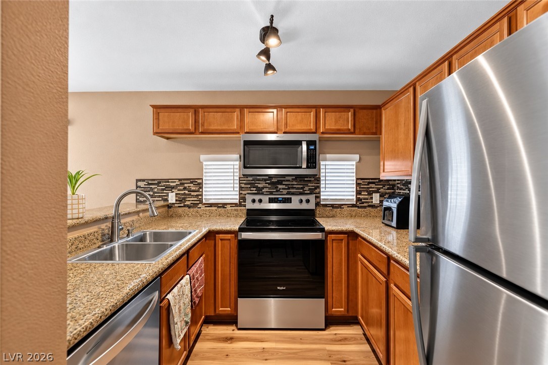 Photo 11 of 47, 2111 Sealion Drive #105