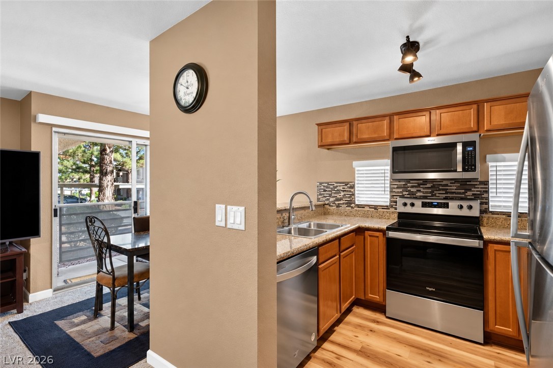 Photo 14 of 47, 2111 Sealion Drive #105